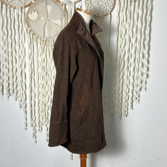Title Nine Women’s Brown Wool Side Zip Knit Jacket Size Large - Picture 2 of 15